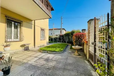 Villa Bifamiliare in vendita, Quartiere I Maggio, Brescia