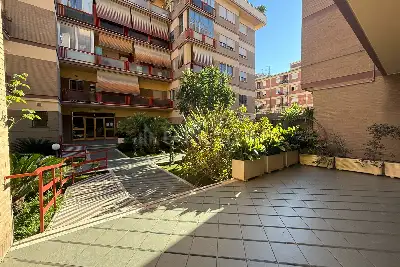 Casa in vendita, Via delle Gondole, Roma