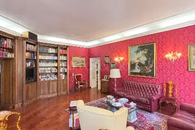 Casa in vendita, Via Farini, Roma