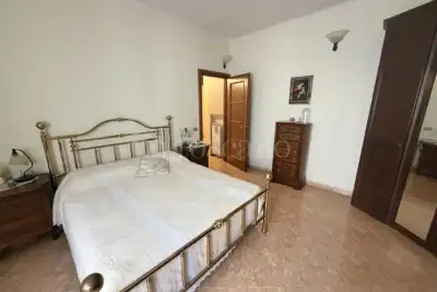 Casa in vendita, Via Virgilio, Pomezia