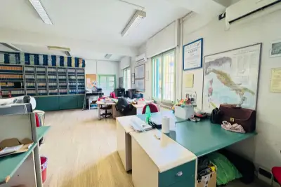 Laboratorio in vendita, Via Giano della Bella, Roma