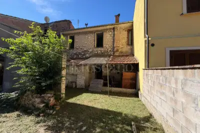Casa Indipendente in vendita, Strada del Viadotto, Terni