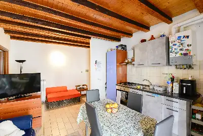 Casa in vendita, Via Vandelli, Como