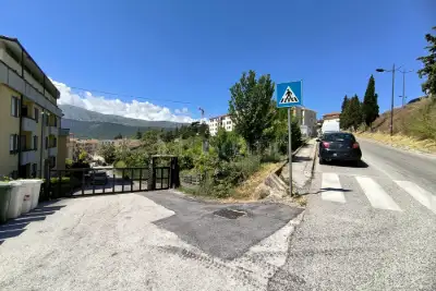 Casa in vendita, Via Montereale 2, L'Aquila