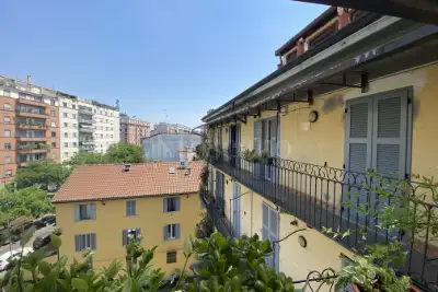 Casa in vendita, Via Paolo Frisi, Milano