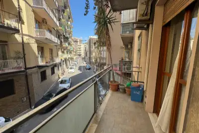 Casa in vendita, Via Orchidea, Catania