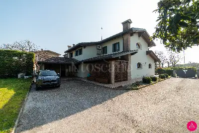 Villa in vendita, Via Galoppat, Pasiano di Pordenone