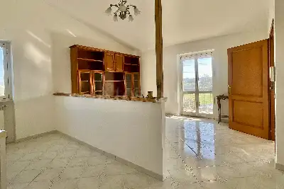 Villa in vendita, Via Giacomo Leopardi, Nepi