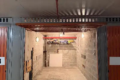 Box in vendita, Piazzale Giulio Cesare, Milano