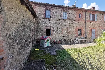 Casale in vendita, Località Ampugnano, Sovicille