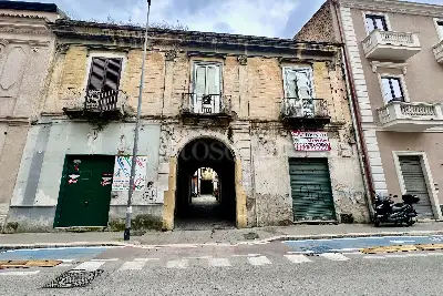 Negozio in vendita, Via Fulvio Renella, Caserta