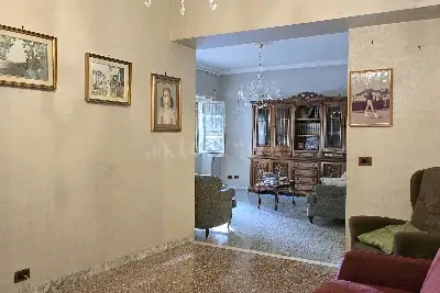 Casa in vendita, Via Costantino, Roma