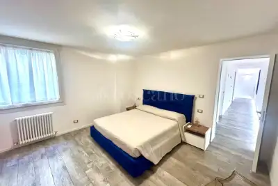 Casa in affitto, Via Ugo Bassi, Bologna