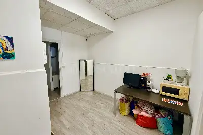 Negozio in vendita, Via Vittorio Veneto, Nettuno