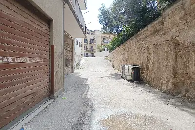 Garage in vendita, Viale Epipoli, Siracusa