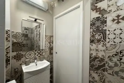 Casa in vendita, Via Giacinto Bruzzesi, Milano
