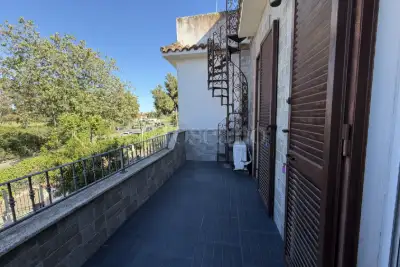 Villino a Schiera in vendita, Viale Paride, Ardea