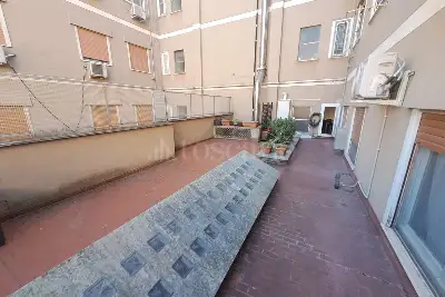 Casa in vendita, Corso Duca di Genova, Roma