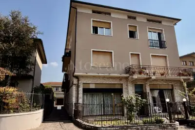 Casa in vendita, Via G. Mazzini, Botticino