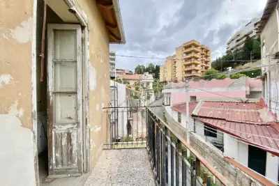 Casa Indipendente in vendita, Salita Tre Monti, Messina