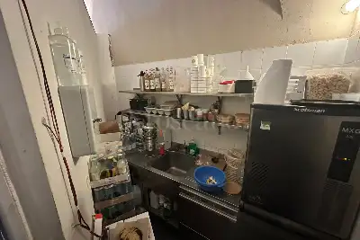 Palazzo in vendita, Via Andrea Da Bari, Bari