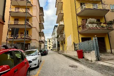 Negozio in affitto, Avellino - Via Carmine Barone, Avellino