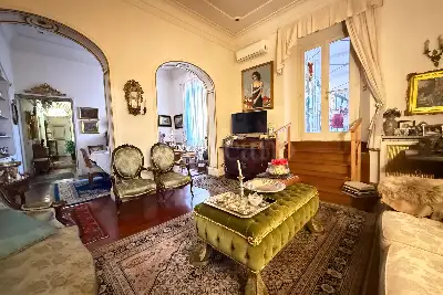 Casa in vendita, Via della Mercede, Roma