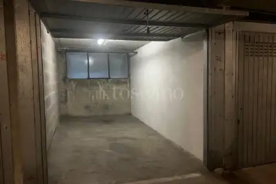 Box in affitto, Salita dei Cappuccini, Como