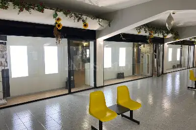 Negozio in affitto, Via Tiburtina, Avezzano