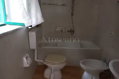 Casa Indipendente in vendita, Via Enrico toti, Santa Cristina Gela