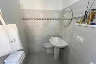 Attività Commerciale in vendita, Via Padova, Roma