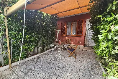 Villino a Schiera in vendita, Via Signa, Pomezia