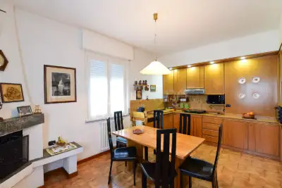 Casa Indipendente in vendita, Via Spluga, Cantù