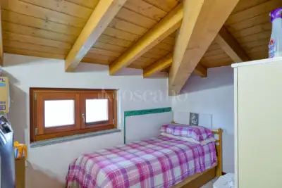 Casa in vendita, Via P. Bozzolo, Marchirolo