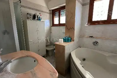 Casa in vendita, Via del Campo, Roma