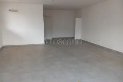Negozio in vendita, Via Carlo Cattaneo, Casteldaccia