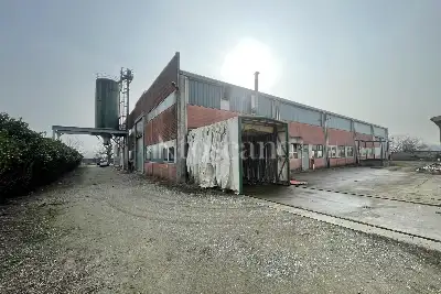 Capannone in vendita, Via Po, Codogno
