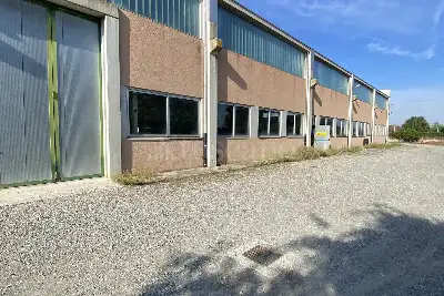 Warehouse for sale, Via Po, Codogno