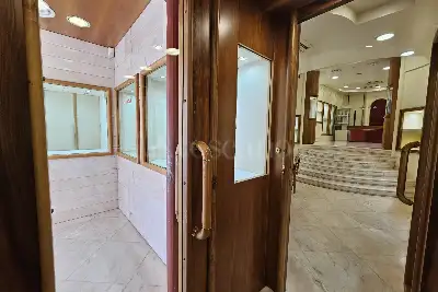 Negozio in vendita, Corso della Repubblica, Latina