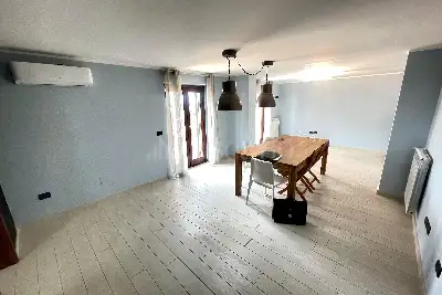 Attico in vendita, Via Giuseppe Saragat, Pomezia