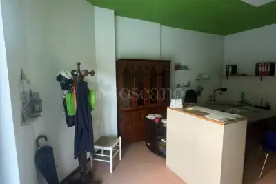 Negozio in affitto, Viale Nicolò Paganini, Latina