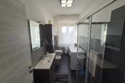 Casa in vendita, Via Garza, Borgosatollo