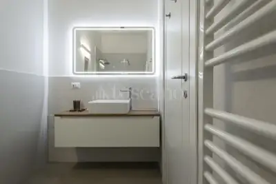 Casa in vendita, Via Parmigianino, Milano