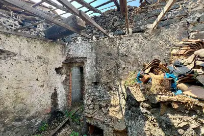 Casa Indipendente in vendita, Via Guglielmo Marconi, Tremestieri Etneo