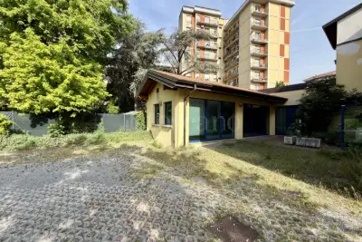 Palazzo in vendita, Via della Volta, Brescia