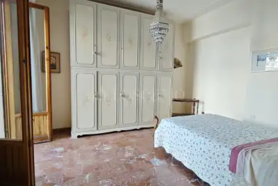 Casa in vendita, Via Martiri di Scalvaia, Siena