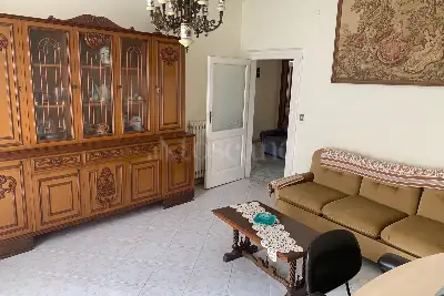 Casa in vendita, L.go Marincola Cattaneo, Catanzaro