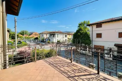 Villa Bifamiliare in vendita, Quartiere I Maggio, Brescia