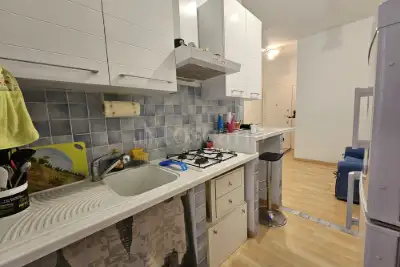 Casa in vendita, Via Olanda, Pomezia