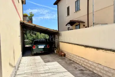 Casa in vendita, Via G. Amendola, Mentana